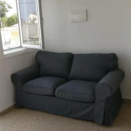 Sea Breeze Sleeps 2 Apartment *