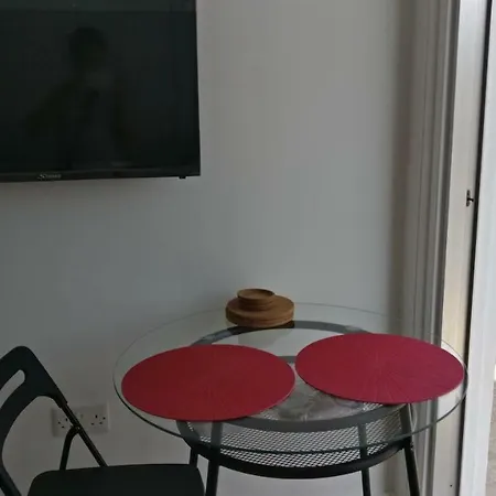 Apartment Sea Breeze Sleeps 2